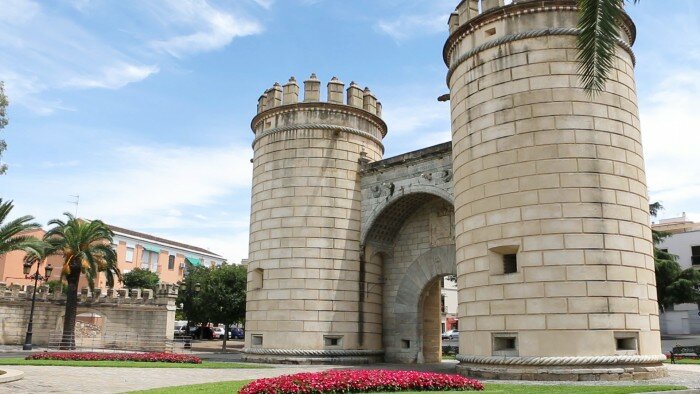 Puerta de Palmas (turismobadajoztv)